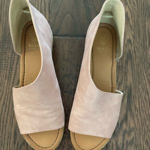 Blush Flats